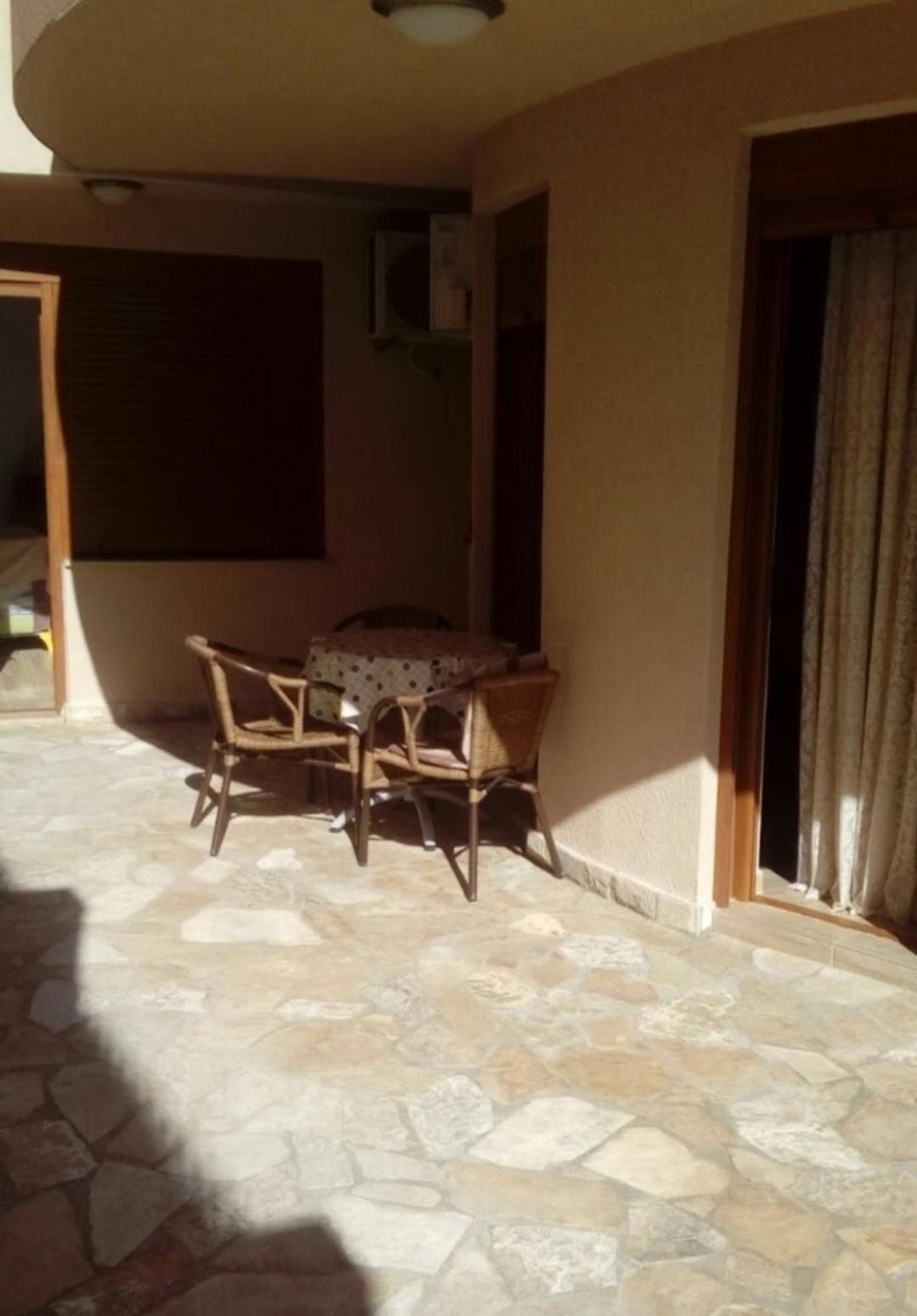 Apartments Md Lux Sutomore Bagian luar foto