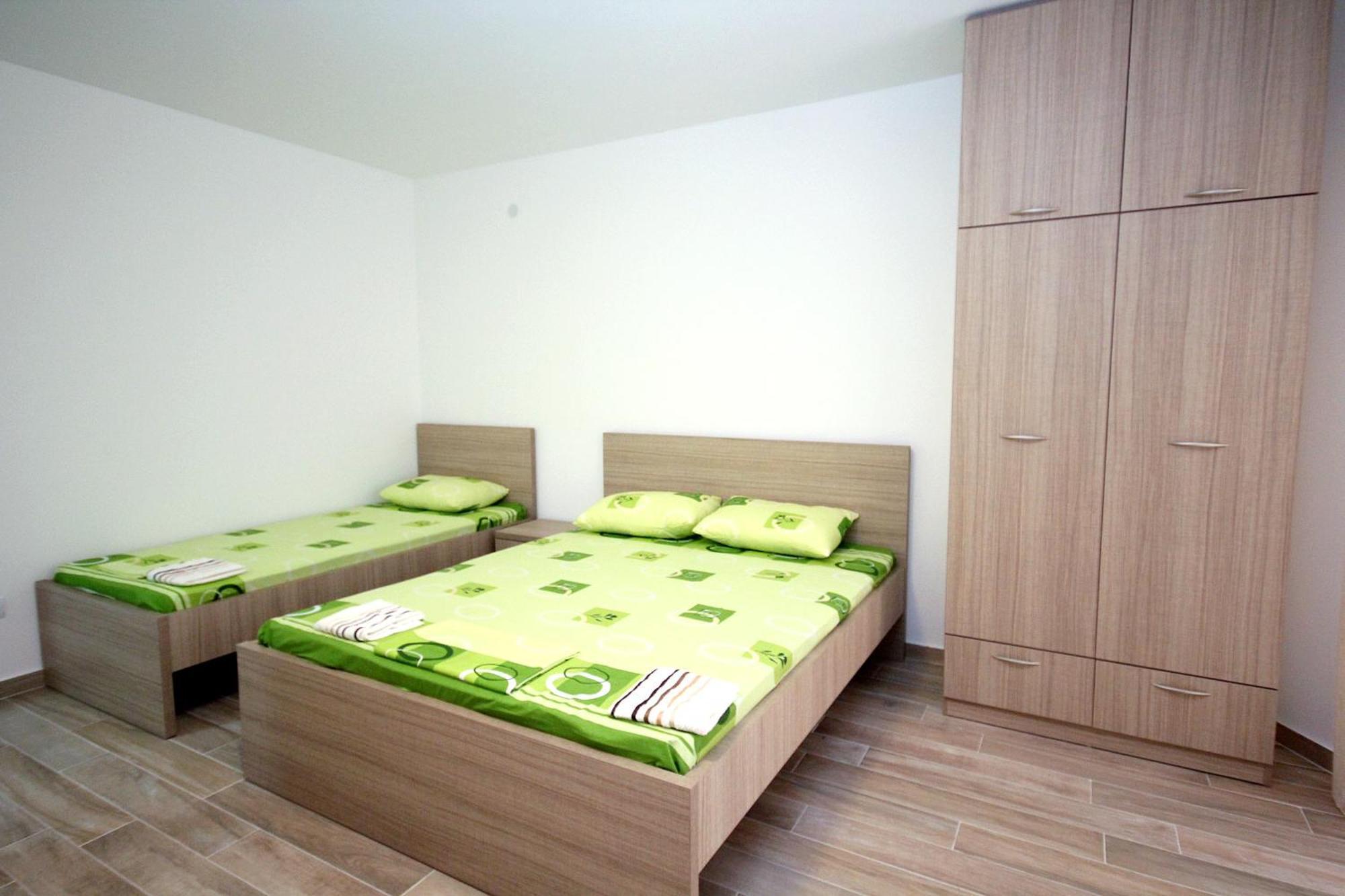 Apartments Md Lux Sutomore Bagian luar foto